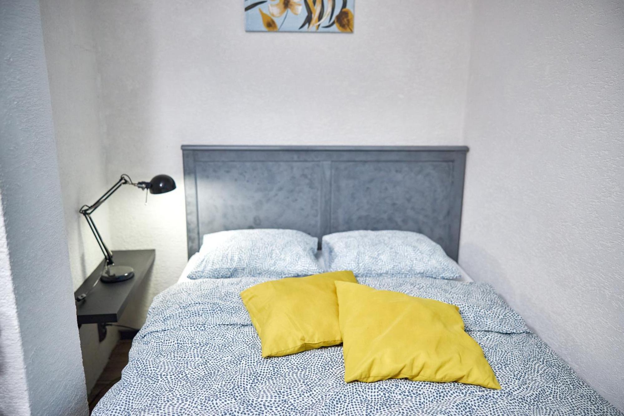 Mahalo Apartment Братислава Екстериор снимка
